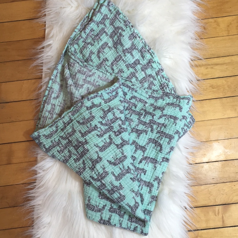 Aden + Anais Muslin Zebra Swaddle